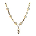 Opaliit. Kaelakee keskmine osa. Metallosad: kuldset värvi.